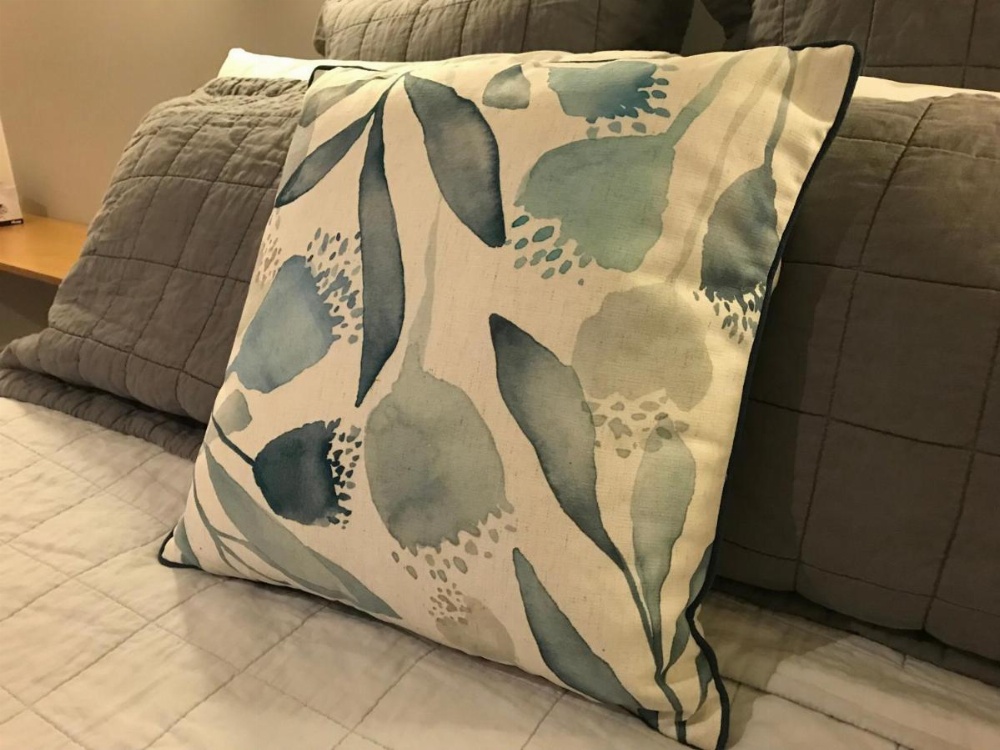 Room image 4