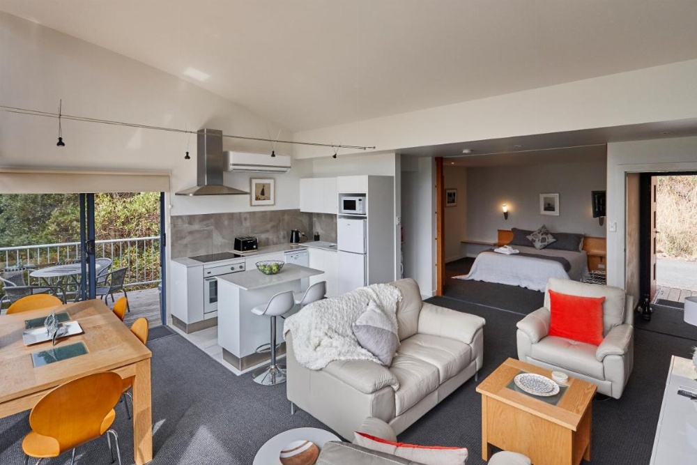 Room image 2